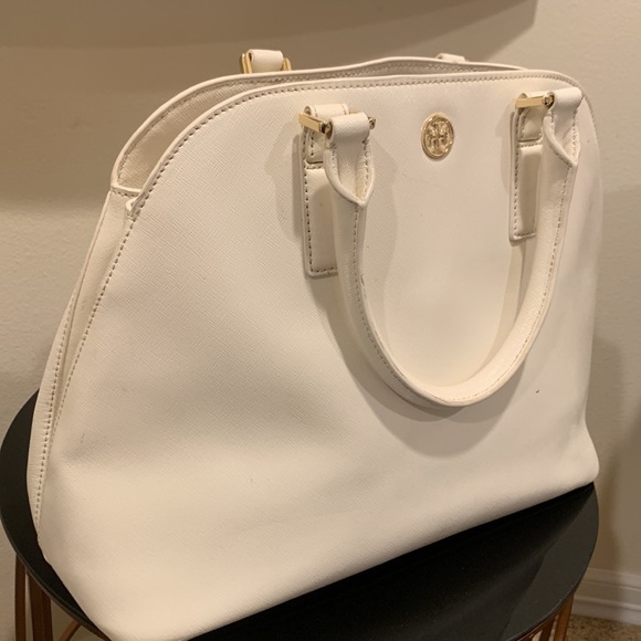 Robinson Saffiano Open-Top Dome Satchel Bag - Picture 2 of 12